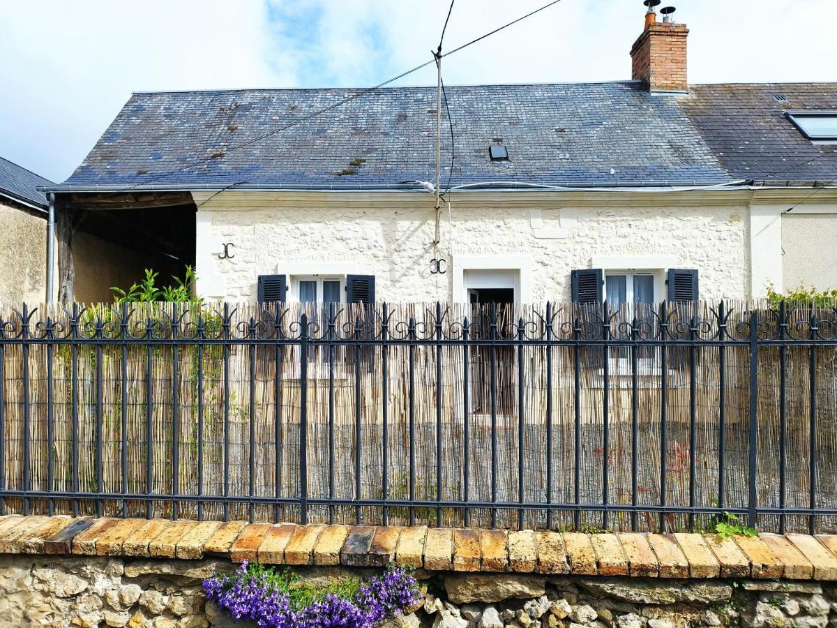 Le Blason Du Poete Mayet Exterior foto