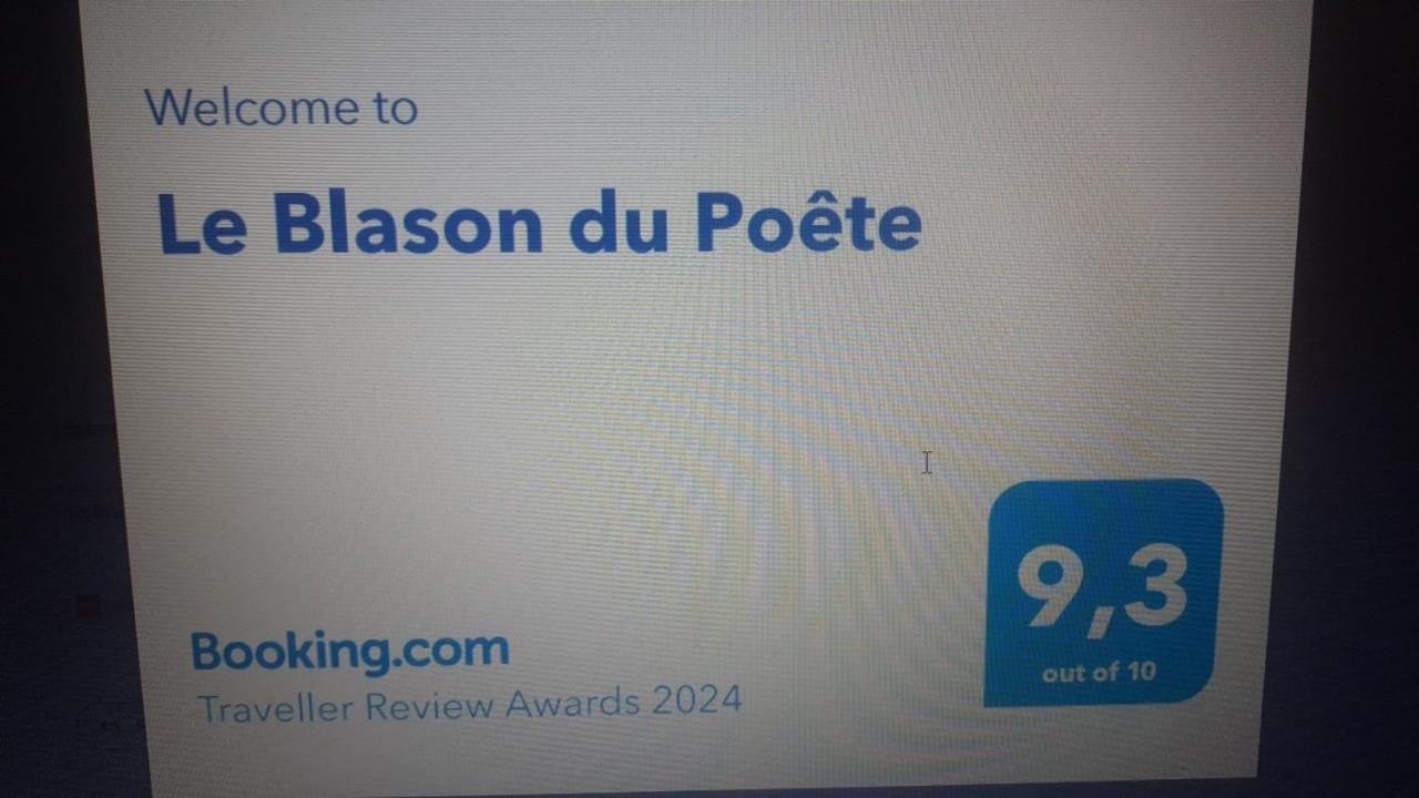 Le Blason Du Poete Mayet Exterior foto